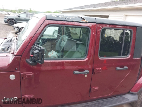 2021 Jeep Gladiator Overland with VIN 1C6HJTFGXML555622, listed as a IAAI auction lot 42237686 with 62,358 mi miles and . Bid and sale history available at DreamBid. Image 18.
