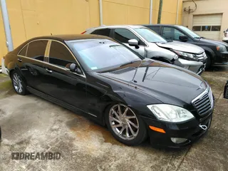 2007 Mercedes-Benz S 5.5L V8 with VIN WDDNG71XX7A072453, listed as a IAAI auction lot 42201163 with 155,116 mi miles. Bid and sale history available at carsss.com. Image 1.