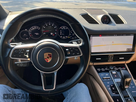 2019 Porsche Cayenne z VIN WP1AA2AY7KDA05952, wystawiony jako Copart lot #42854295 z przebiegiem 139 028 mil mil oraz Czysty tytuł • Clean title. Historia ofert i sprzedaży dostępna na DreamBid. Obrazek 7.