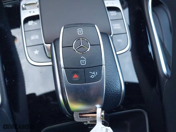 2020 Mercedes-Benz GLE with VIN 4JGFB4KB1LA213155, listed as a IAAI auction lot 41236240 with 41,998 mi miles. Bid and sale history available at carsss.com. Image 11.