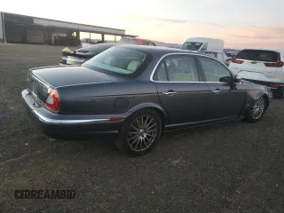 2007 Jaguar XJ with VIN SAJWA71B27SH17096, listed as a Copart auction lot 78863314 with 132,779 mi miles and Salvage Title. Bid and sale history available at carsss.com. Image 3.