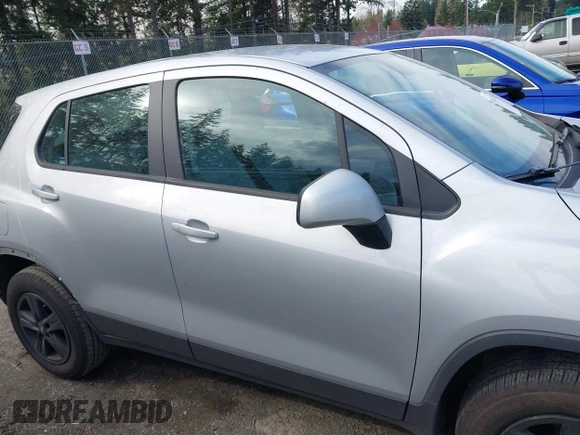 2020 Chevrolet Trax LS with VIN 3GNCJNSB5LL202191, listed as a IAAI auction lot 41885136 with 43,734 mi miles. Bid and sale history available at carsss.com. Image 14.