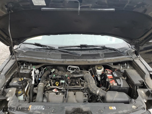 2019 Ford Explorer XLT with VIN 1FM5K7DHXKGB40068, listed as a Copart auction lot 50788215 with 100,566 mi miles and Salvage Title. Bid and sale history available at carsss.com. Image 12.