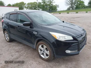 2014 Ford Escape SE z VIN 1FMCU9G96EUD61299, wystawiony jako IAAI lot #42411069 z przebiegiem 147 957 mil mil oraz . Historia ofert i sprzedaży dostępna na DreamBid. Obrazek 1.