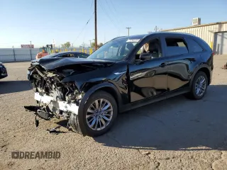 2025 Mazda CX-90 Select z VIN JM3KKAHD8S1194510, wystawiony jako Copart lot #45542565 z przebiegiem 5828 mil mil oraz Szkody całkowita. Historia ofert i sprzedaży dostępna na DreamBid. Obrazek 1.