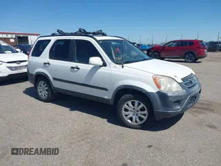 2005 Honda CR-V EX with VIN JHLRD78815C059436, listed as a IAAI auction lot 42043564 with 1 mi miles. Bid and sale history available at carsss.com. Image 1.