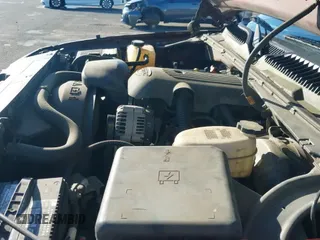 2003 Chevrolet Silverado 1500 LT с VIN 1GCEK19T33E304904, выставлен на аукционе IAAI как лот 41647065 с пробегом 109 057 миль миль и . История ставок и продаж доступна на DreamBid. Изображение 21.