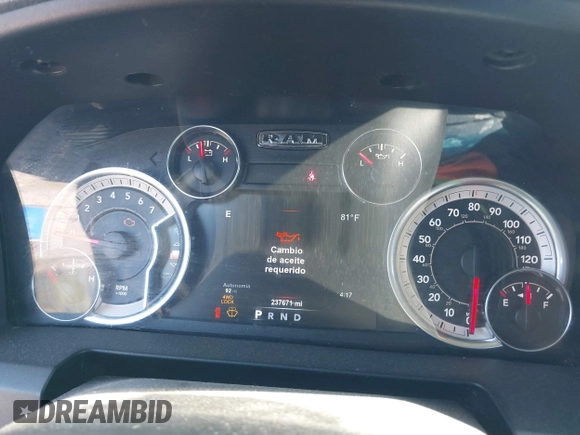 2018 Ram 1500 Big Horn z VIN 3C6RR7LT4JG196072, wystawiony jako IAAI lot #41890172 z przebiegiem 237 671 mil mil oraz . Historia ofert i sprzedaży dostępna na DreamBid. Obrazek 7.