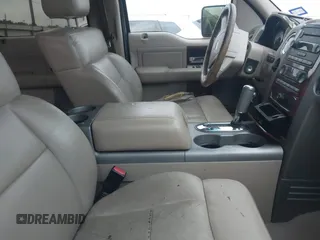2007 Ford F-150 XLT z VIN 1FTPW12V57KC76801, wystawiony jako IAAI lot #42485652 z przebiegiem Nie podano mil oraz . Historia ofert i sprzedaży dostępna na DreamBid. Obrazek 5.