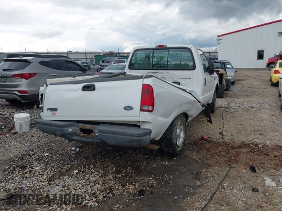 1999 Ford F-250 XL с VIN 1FTNF20L7XEA00374, выставлен на аукционе IAAI как лот 42210425 с пробегом 73 885 миль миль и . История ставок и продаж доступна на DreamBid. Изображение 4.