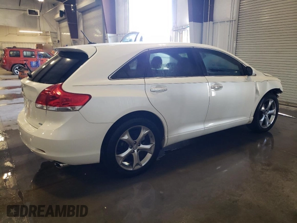 2010 Toyota Venza with VIN 4T3BK3BB5AU028053, listed as a Copart auction lot 52900745 with 121,222 mi miles and Salvage Title. Bid and sale history available at carsss.com. Image 3.