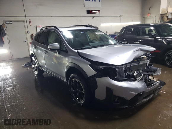 2021 Subaru Crosstrek Premium with VIN JF2GTAEC1M8355833, listed as a Copart auction lot 51270205 with 13,718 mi miles and Salvage title. Bid and sale history available at DreamBid. Image 4.