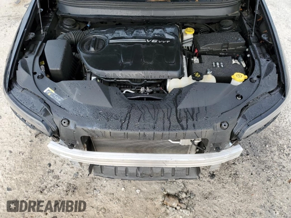 2019 Jeep Cherokee Limited with VIN 1C4PJLDX8KD377501, listed as a Copart auction lot 51636895 with 44,378 mi miles and Clean title. Bid and sale history available at DreamBid. Image 12.
