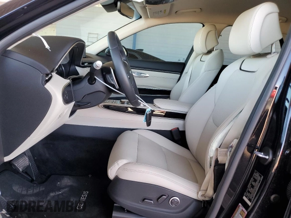 2024 Genesis GV70 2.5T with VIN 5NMMADTB8RH016074, listed as a Copart auction lot 53210695 with 4,068 mi miles and Salvage title. Bid and sale history available at DreamBid. Image 7.