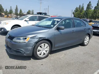 2011 Volkswagen Jetta SE with VIN 3VWDZ7AJ5BM308821, listed as a Copart auction lot 62011735 with 177,312 mi miles and Salvage title. Bid and sale history available at DreamBid. Image 1.