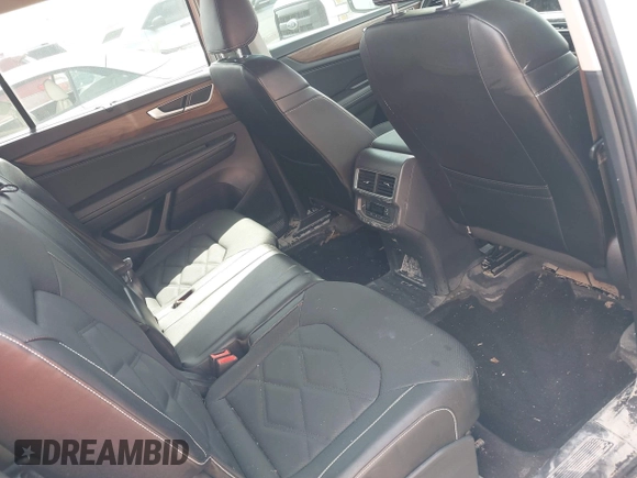2024 Volkswagen Atlas SE с VIN 1V2WR2CA5RC530054, выставлен на аукционе IAAI как лот 42034203 с пробегом 17 035 миль миль и . История ставок и продаж доступна на DreamBid. Изображение 8.
