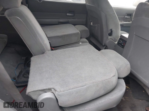 2005 Dodge Durango SLT z VIN 1D4HB48N25F554992, wystawiony jako IAAI lot #42328733 z przebiegiem Nie podano mil oraz . Historia ofert i sprzedaży dostępna na DreamBid. Obrazek 8.