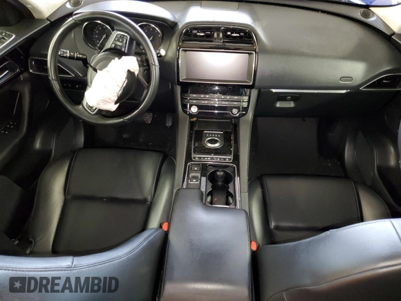 2020 Jaguar F-Pace 25t Premium with VIN SADCJ2FX9LA649485, listed as a Copart auction lot 59782235 with Not provided miles and Salvage title. Bid and sale history available at DreamBid. Image 8.