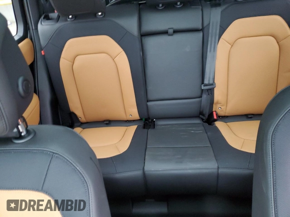 2024 Land Rover Defender X-Dynamic SE with VIN SALE27EU0R2352199, listed as a Copart auction lot 80959384 with 2,435 mi miles and Salvage title. Bid and sale history available at DreamBid. Image 10.