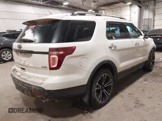2013 Ford Explorer Sport with VIN 1FM5K8GT2DGC24829, listed as a IAAI auction lot 41722533 with 124,240 mi miles and . Bid and sale history available at carsss.com. Image 4.