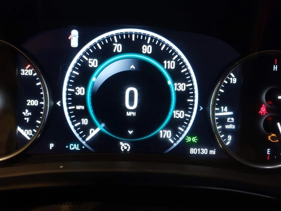 2019 Buick Envision Premium with VIN LRBFX3SX2KD145505, listed as a IAAI auction lot 41293870 with 80,130 mi miles and . Bid and sale history available at DreamBid. Image 15.