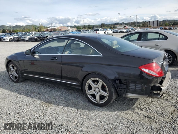 2007 Mercedes-Benz CL 550 z VIN WDDEJ71X07A001943, wystawiony jako Copart lot #50934845 z przebiegiem 72 041 mil mil oraz Szkoda całkowita • Salvage title. Historia ofert i sprzedaży dostępna na DreamBid. Obrazek 2.