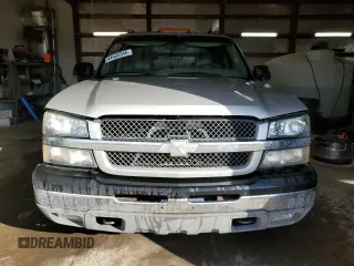 2003 Chevrolet Silverado 1500 with VIN 2GCEK19T531404178, listed as a Copart auction lot 44432345 with 194,784 mi miles and Salvage Title. Bid and sale history available at carsss.com. Image 5.