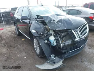 2011 Lincoln MKX with VIN 2LMDJ6JK1BBJ23423, listed as a IAAI auction lot 41704822 with NaN miles. Bid and sale history available at carsss.com. Image 6.