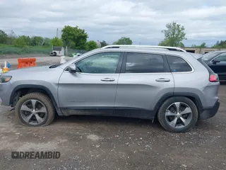 2019 Jeep Cherokee Limited with VIN 1C4PJMDXXKD451183, listed as a IAAI auction lot 42285516 with 83,789 mi miles and . Bid and sale history available at DreamBid. Image 15.