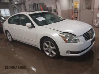2004 Nissan Maxima SE with VIN 1N4BA41E04C890873, listed as a IAAI auction lot 41468051 with 171,641 mi miles and . Bid and sale history available at DreamBid. Image 1.