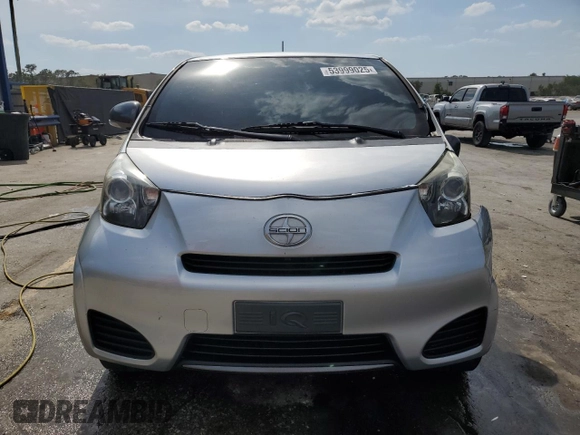 2013 Scion iQ z VIN JTNJJXB08DJ023545, wystawiony jako Copart lot #53999025 z przebiegiem 149 895 mil mil oraz Szkoda całkowita • Salvage title. Historia ofert i sprzedaży dostępna na DreamBid. Obrazek 5.