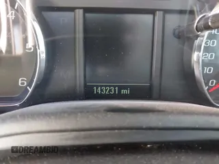 2015 Chevrolet Tahoe Commercial z VIN 1GNLC2EC7FR575386, wystawiony jako IAAI lot #41836137 z przebiegiem 143 231 mil mil oraz . Historia ofert i sprzedaży dostępna na DreamBid. Obrazek 15.