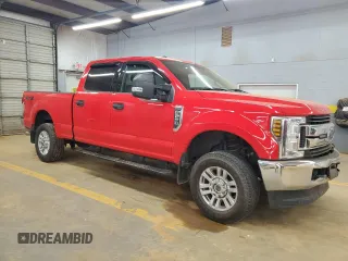 2019 Ford F-250 XL with VIN 1FT7W2B69KEE85772, listed as a Copart auction lot 55082445 with 87,668 mi miles and Salvage title. Bid and sale history available at DreamBid. Image 4.