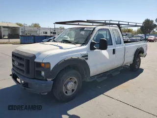 2008 Ford F-250 XL with VIN 1FTSX205X8EB10984, listed as a Copart auction lot 74582864 with 331,676 mi miles and Salvage title. Bid and sale history available at DreamBid. Image 1.