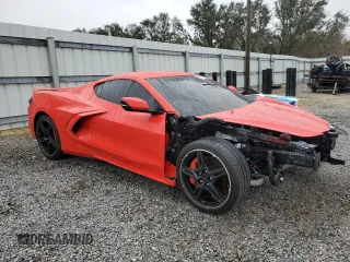 2021 Chevrolet Corvette 2LT with VIN 1G1YB2D42M5119272, listed as a Copart auction lot 42431575 with 7,124 mi miles and Salvage Title. Bid and sale history available at carsss.com. Image 4.
