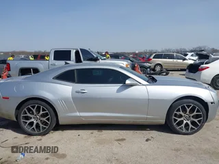 2013 Chevrolet Camaro LS с VIN 2G1FA1E32D9131600, выставлен на аукционе IAAI как лот 41742765 с пробегом 184 660 миль миль и . История ставок и продаж доступна на DreamBid. Изображение 13.