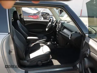 2013 MINI Cooper Hardtop with VIN WMWSU3C56DT683555, listed as a IAAI auction lot 41871323 with 102,527 mi miles. Bid and sale history available at carsss.com. Image 5.