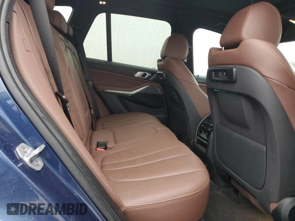 2019 BMW X5 xDrive40i z VIN 5UXCR6C56KLL14216, wystawiony jako Copart lot #44607995 z przebiegiem 110 281 mil mil oraz Szkoda całkowita • Salvage title. Historia ofert i sprzedaży dostępna na DreamBid. Obrazek 11.