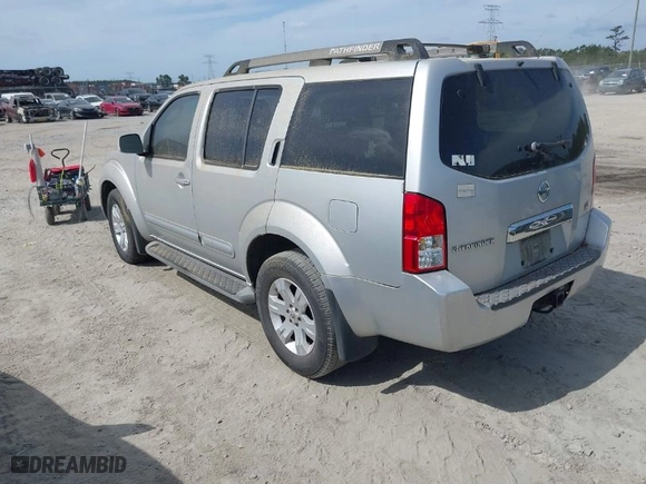2005 Nissan Pathfinder XE with VIN 5N1AR18U25C706119, listed as a IAAI auction lot 42092008 with 1 mi miles. Bid and sale history available at carsss.com. Image 3.