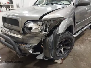 2005 Toyota Tundra SR5 with VIN 5TBDT441X5S474120, listed as a IAAI auction lot 41875834 with 253,304 mi miles and . Bid and sale history available at DreamBid. Image 6.
