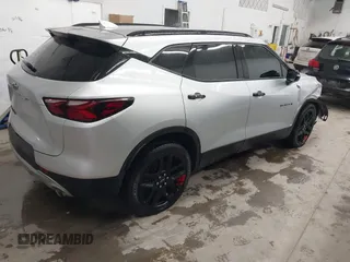 2020 Chevrolet Blazer LT с VIN 3GNKBJRS9LS624655, выставлен на аукционе IAAI как лот 41707430 с пробегом 99 335 миль миль и . История ставок и продаж доступна на DreamBid. Изображение 4.