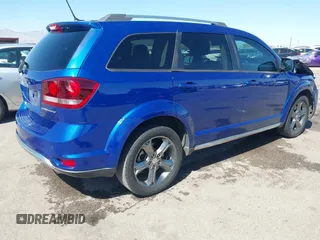 2015 Dodge Journey Crossroad with VIN 3C4PDCGG0FT639529, listed as a IAAI auction lot 42093521 with 234,829 mi miles and . Bid and sale history available at DreamBid. Image 4.