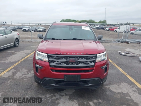 2019 Ford Explorer XLT z VIN 1FM5K8D80KGA41393, wystawiony jako IAAI lot #42287545 z przebiegiem 72 162 mil mil oraz . Historia ofert i sprzedaży dostępna na DreamBid. Obrazek 13.