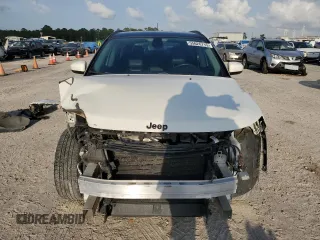 2019 Jeep Compass Altitude with VIN 3C4NJCBB5KT649267, listed as a Copart auction lot 55026715 with 39,751 mi miles and Salvage Title. Bid and sale history available at carsss.com. Image 5.