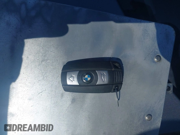 2013 BMW 3 Series 328i with VIN WBADW7C50DE733364, listed as a IAAI auction lot 42633440 with Not provided miles and . Bid and sale history available at DreamBid. Image 11.