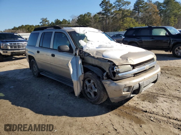 2006 Chevrolet TrailBlazer LS with VIN 1GNET16S966116192, listed as a Copart auction lot 42223135 with 241,480 mi miles and Salvage Title. Bid and sale history available at DreamBid. Image 4.