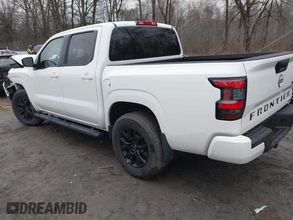 2023 Nissan Frontier Pro-4X z VIN 1N6ED1EK1PN672721, wystawiony jako IAAI lot #41782878 z przebiegiem 3 246 mil mil oraz . Historia ofert i sprzedaży dostępna na DreamBid. Obrazek 3.
