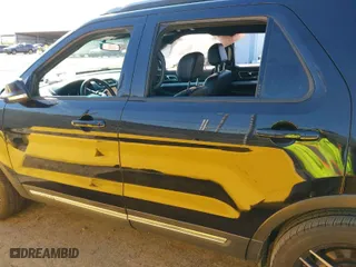2016 Ford Explorer XLT with VIN 1FM5K7DH5GGC34303, listed as a IAAI auction lot 41776795 with 71,375 mi miles. Bid and sale history available at carsss.com. Image 13.