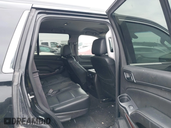 2016 GMC Yukon SLE with VIN 1GKS2AKC2GR357481, listed as a IAAI auction lot 41715909 with 165,377 mi miles. Bid and sale history available at carsss.com. Image 8.