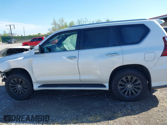 2020 Lexus GX 460 Luxury with VIN JTJGM7BX6L5259876, listed as a IAAI auction lot 42108277 with 58,640 mi miles and . Bid and sale history available at DreamBid. Image 14.